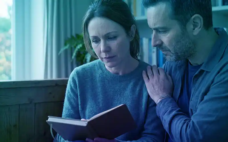 Deuil périnatal en silence : le non-dit qui pèse sur le couple