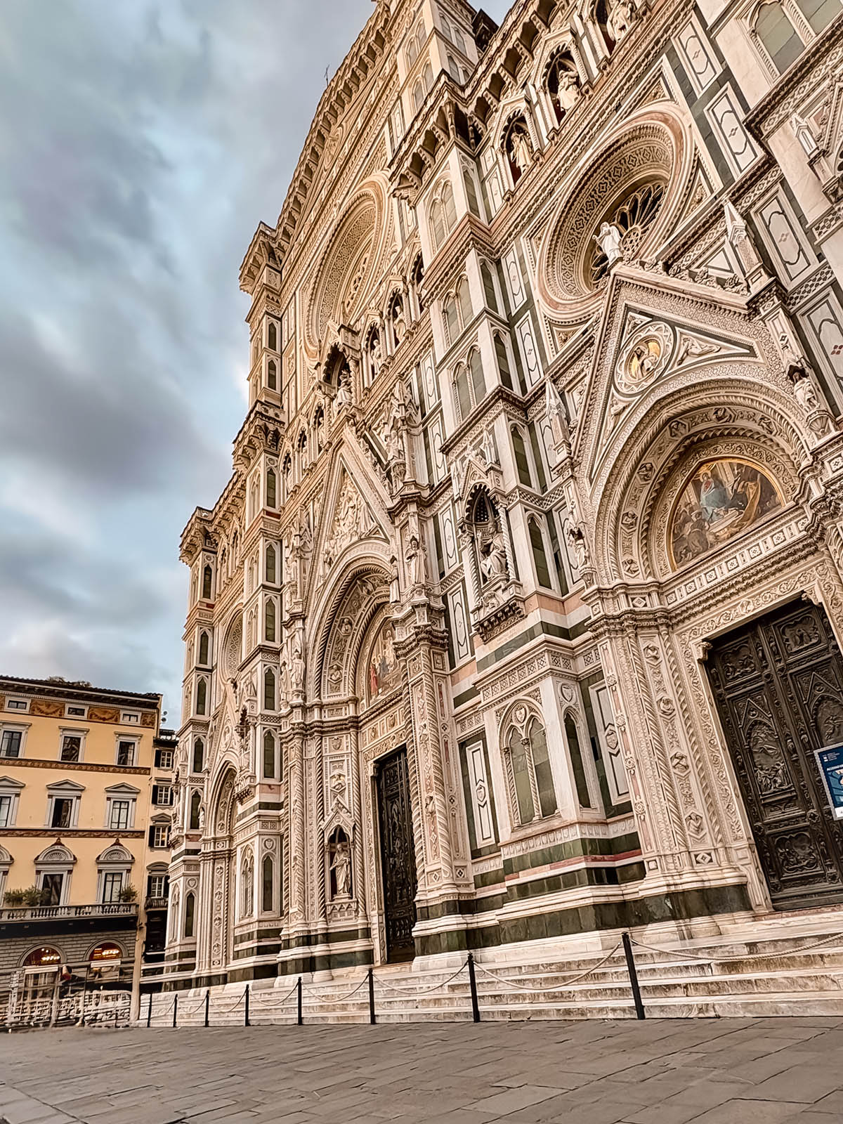 View of Florence Duomo from main plaza