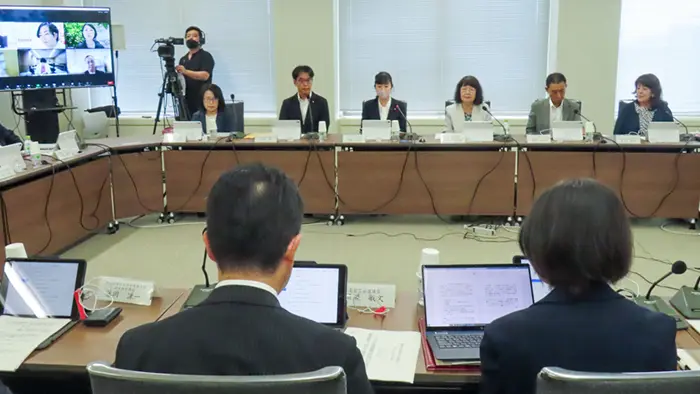 こども誰でも通園制度、月10時間は少ない 検討会が初会合