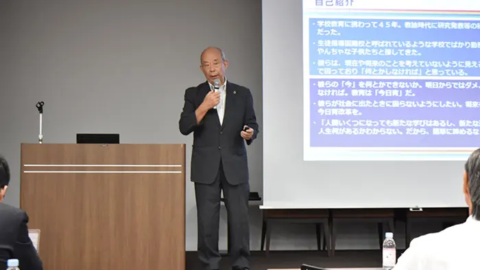 埼玉県戸田市の戸ヶ崎教育長