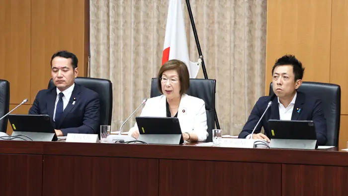 学校の働き方改革「国が先頭に立つ」 永岡文科相がメッセージ