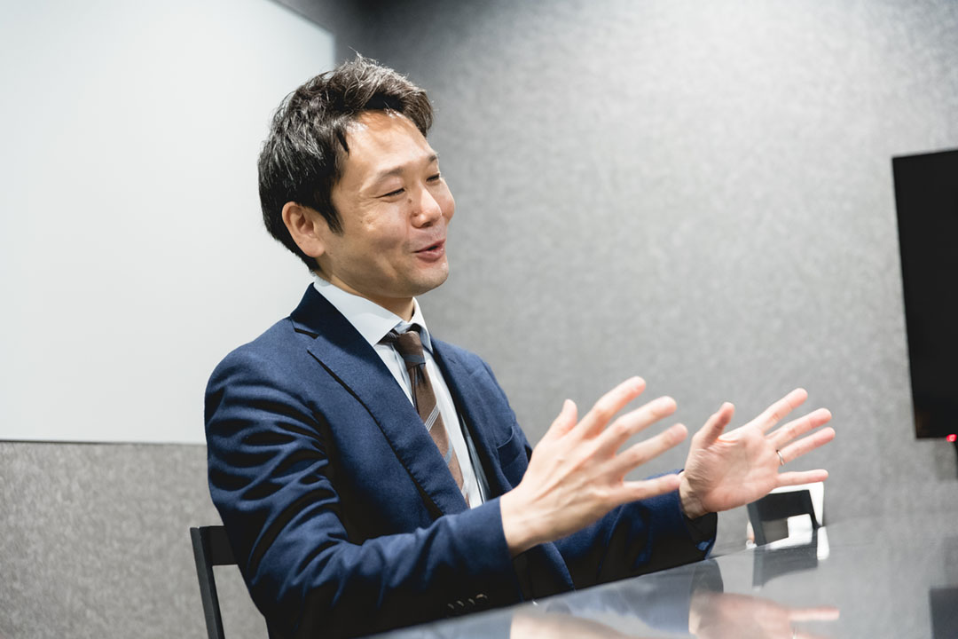 大学院での苦労を語る五十棲さん