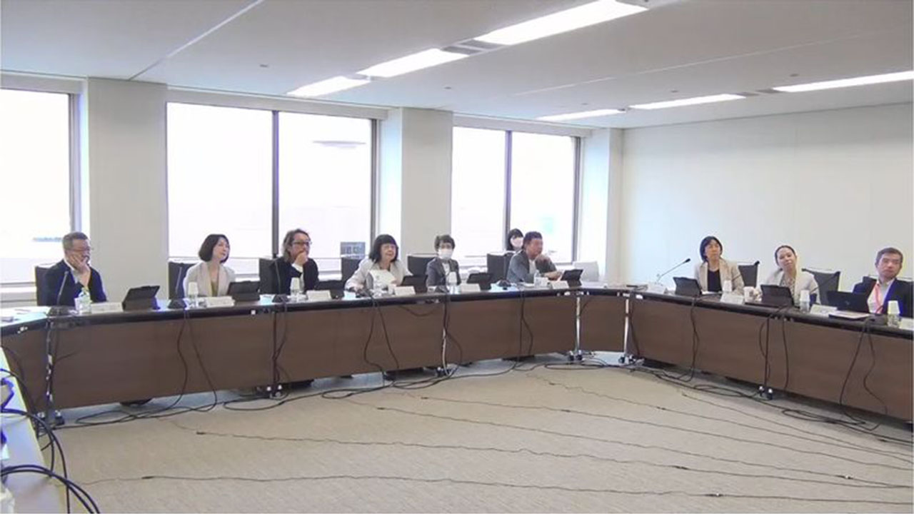 「こどもの声を聞く方法は？」委員から懸念相次ぐ 育ち部会