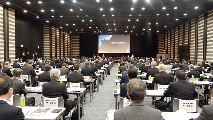 【部活動】「子供主役の改革」テーマに議論 全国教育長会議