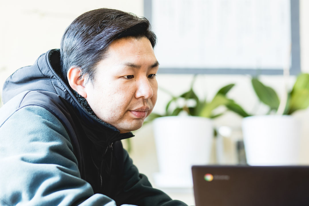 受験か探究かの二項対立になってはいけないと語る