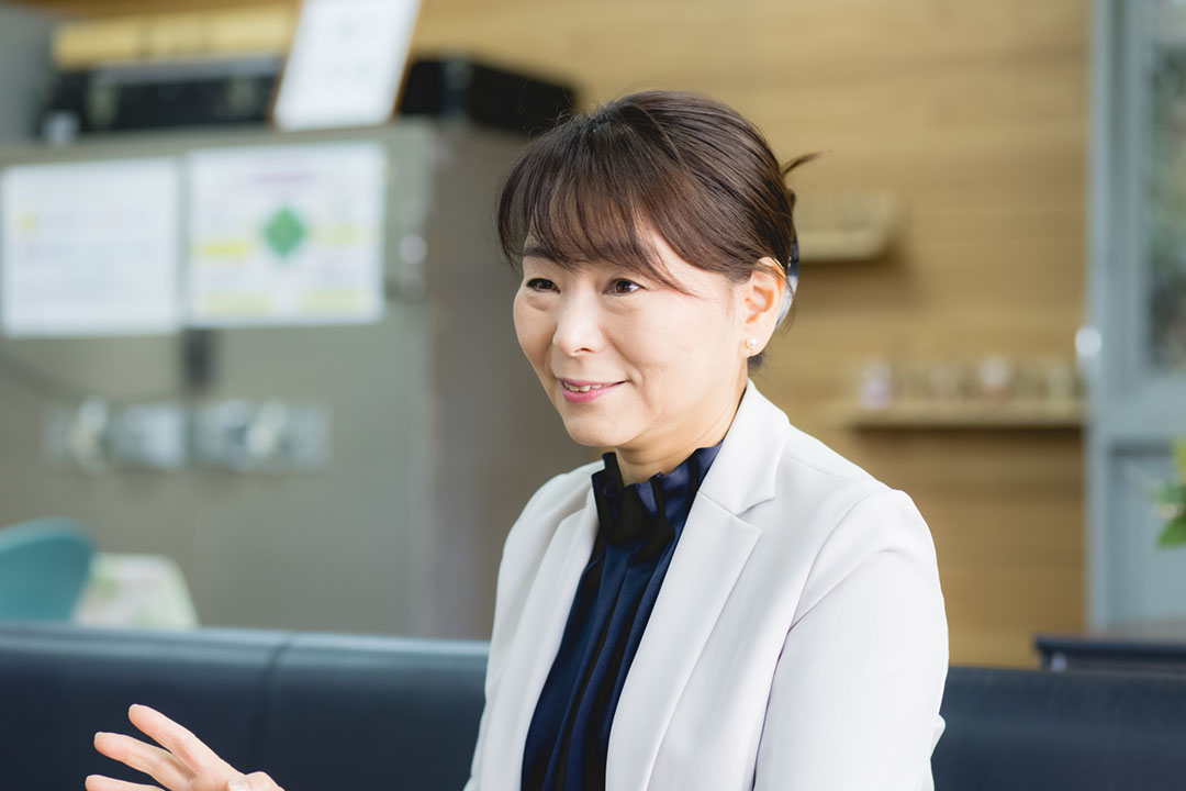 ウェルビーイングな学校づくりが地域連携にもつながっていると語る