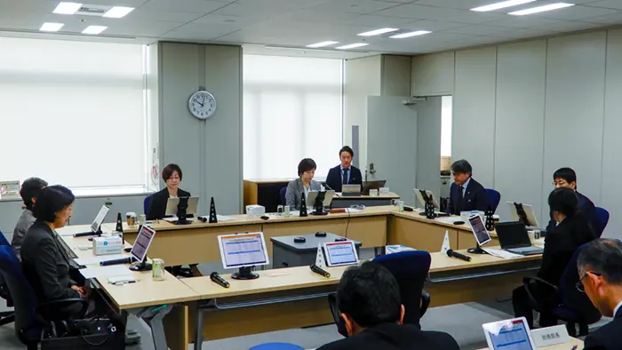 不登校への支援充実に27億円 都教委24年度予算要求
