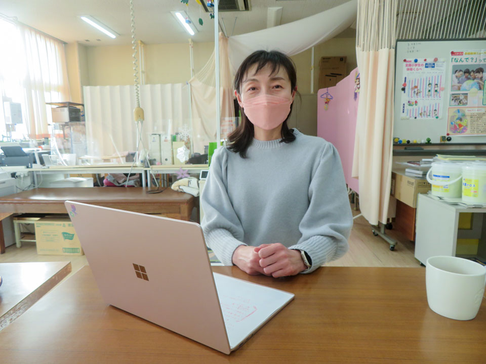 柔軟に現場で対応することが求められると話す佐藤養護教諭
