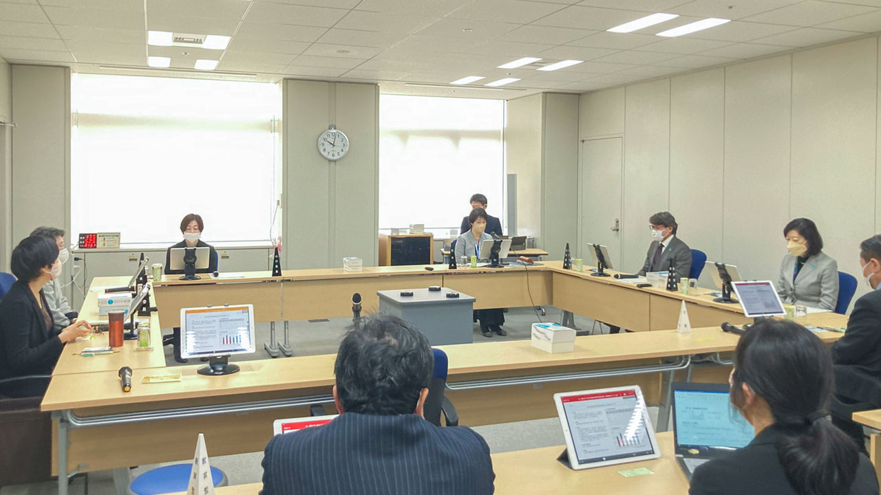 都教委、教員確保策を強化 来年度、採用と現職支援の両輪で