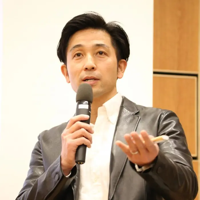 さとえ学園小学校の山中教諭