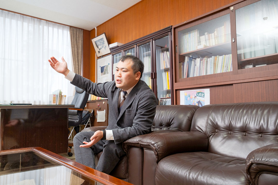 長期間・複数回の調査活動が同校のフィールドワークの特徴だ