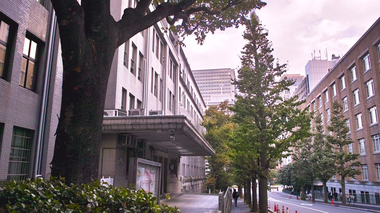 「教員を保護する環境作りを」 財務省、採用倍率低下で