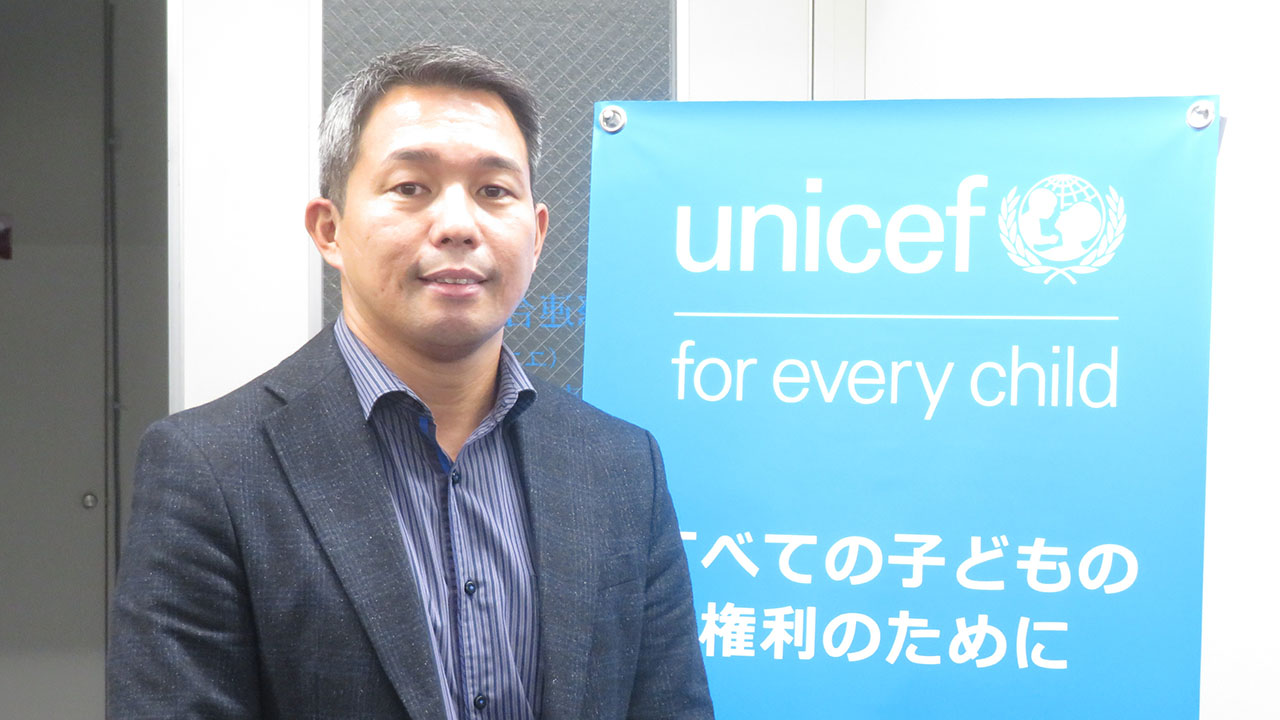 根本副代表は日本の子どもたちに、自分に何ができるかを考えるきっかけにしてほしいと話す