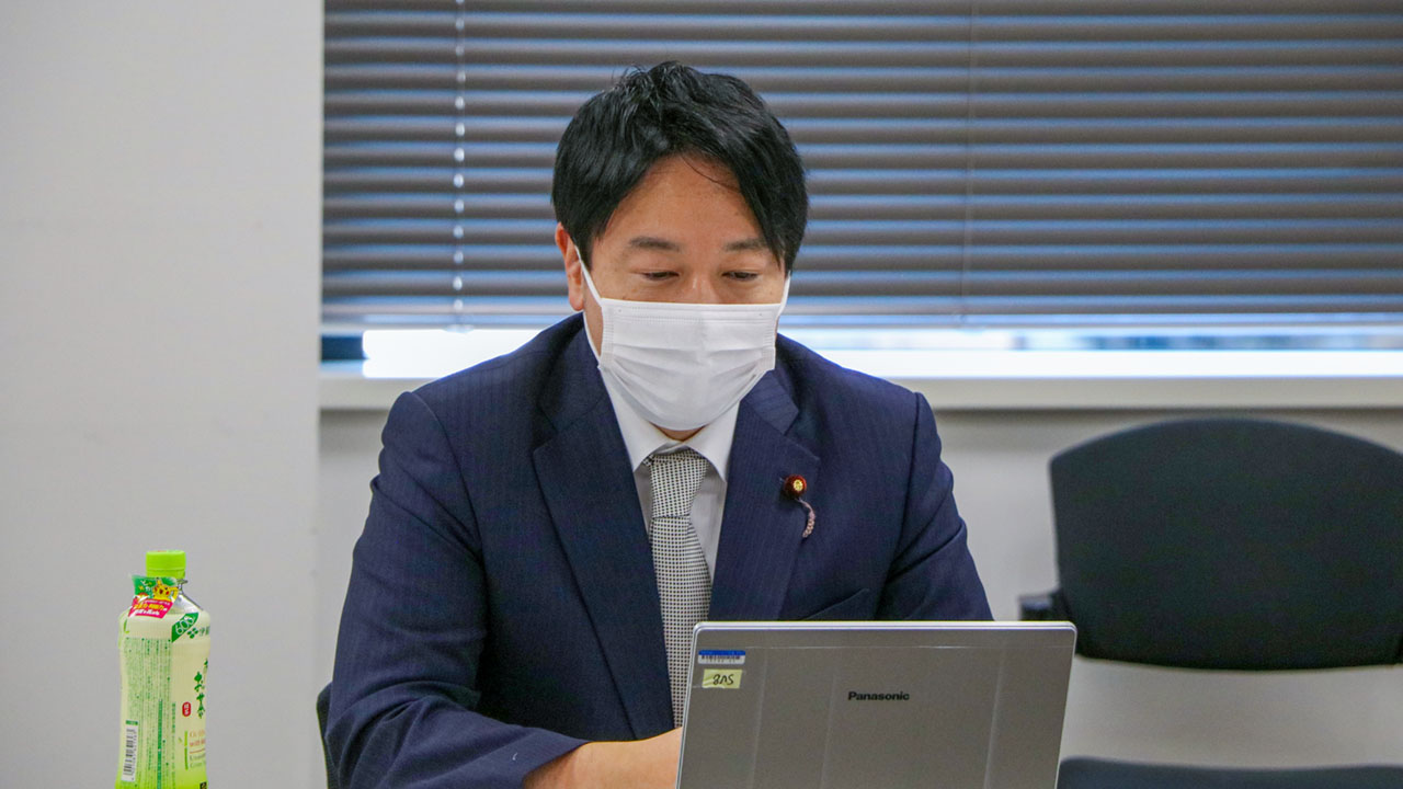 子供の意見の施策反映 調査対象国やモデル事業案示す