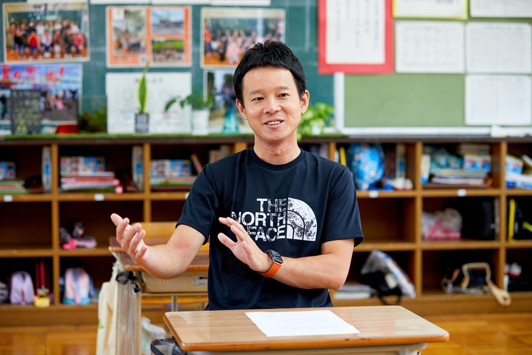 「今日のような授業を全国各地の学校としたい」と話す