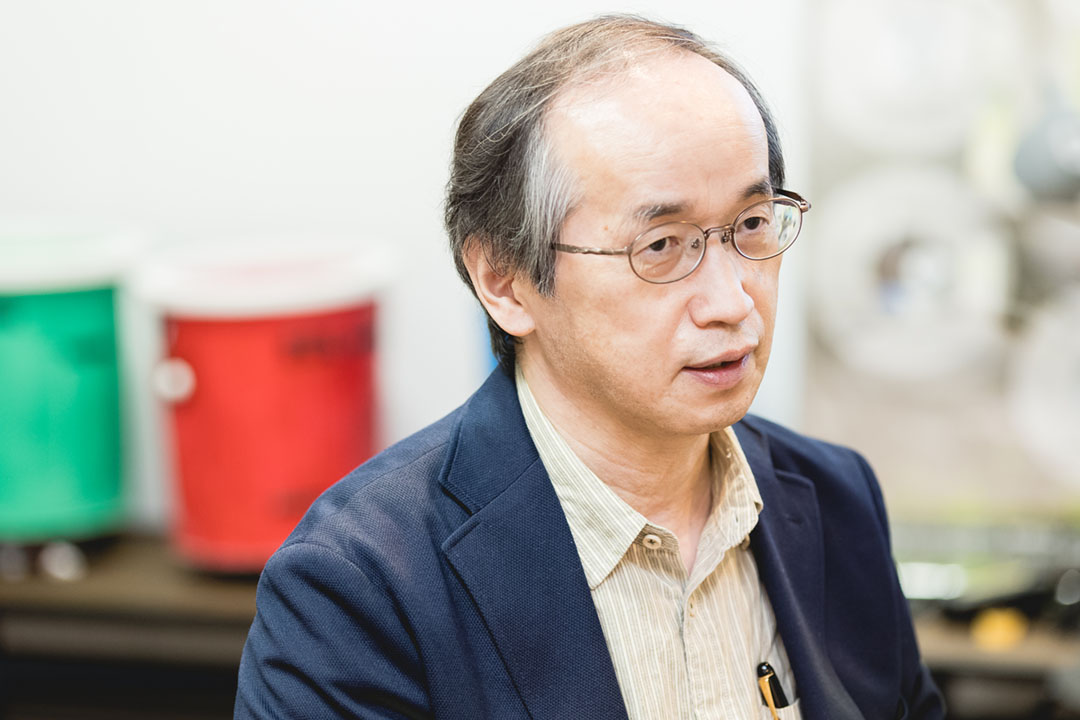 「寄せ集め」がイノベーションを起こすと話す岡田教授