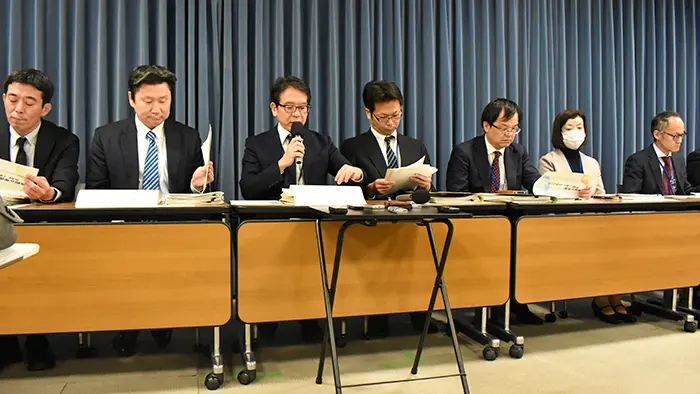 教職員定数「純増」と給与引き上げで教員人件費増やす 文科省予算案