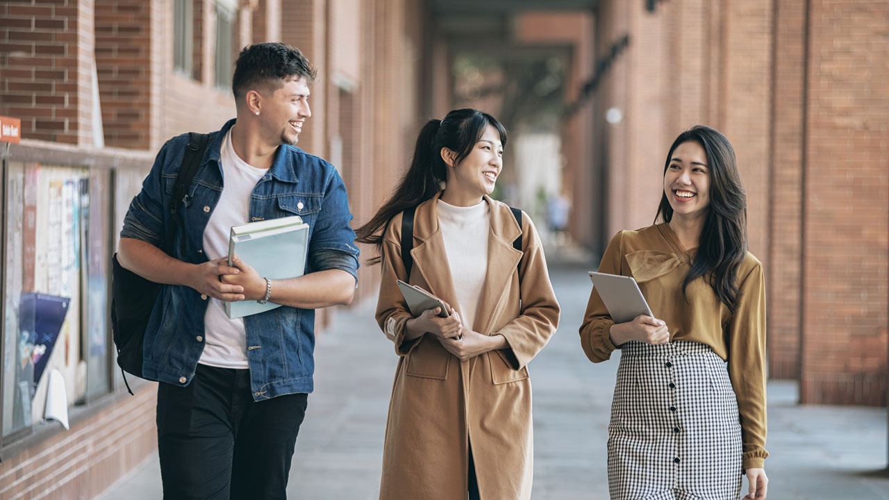 海外への日本人留学生98.6％減 外国人留学生も13.3％減