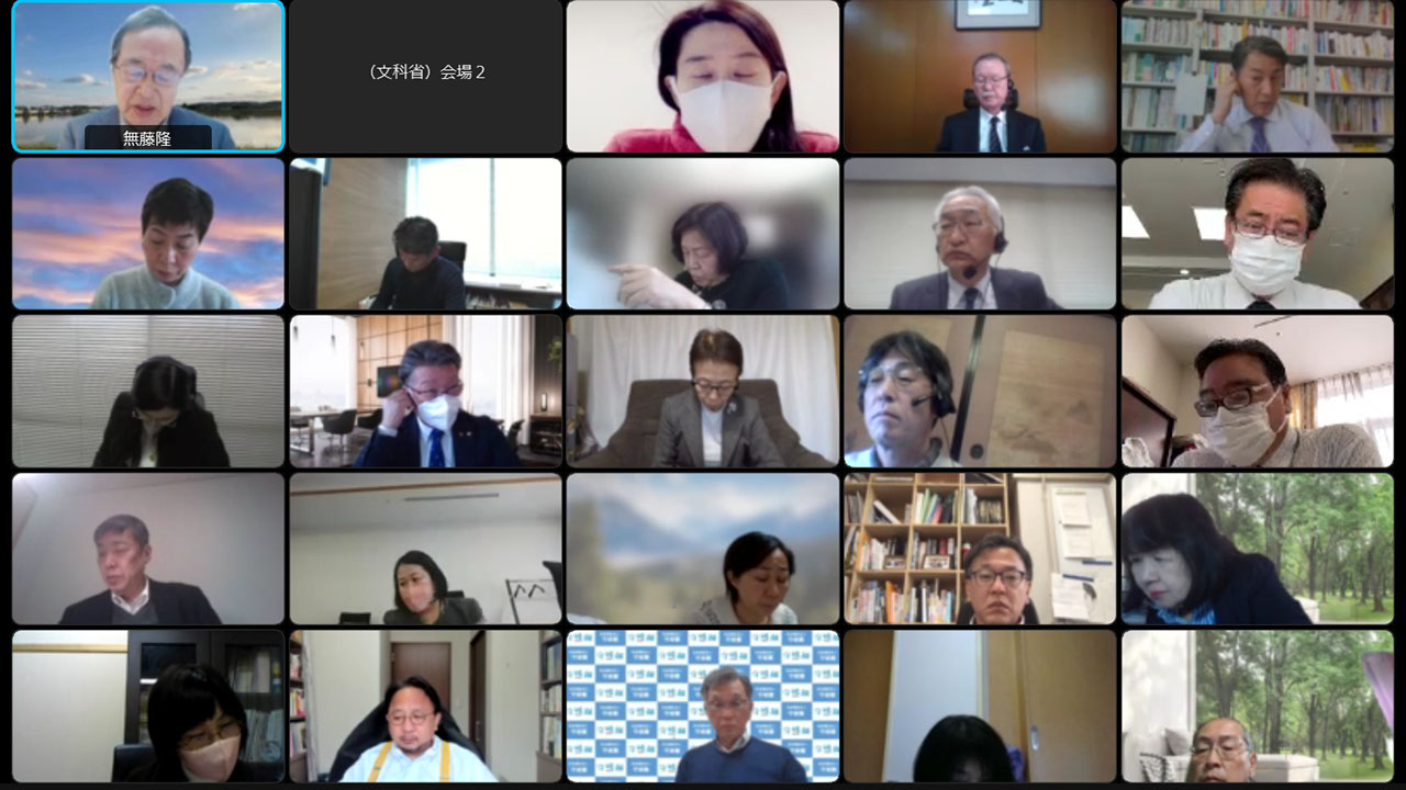 幼少架け橋特別委で審議経過骨子案を検討 課題など整理