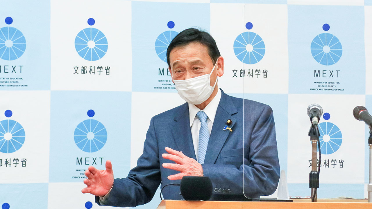 文科相、水際対策緩和を評価 「留学生の入国を実現する第一歩」