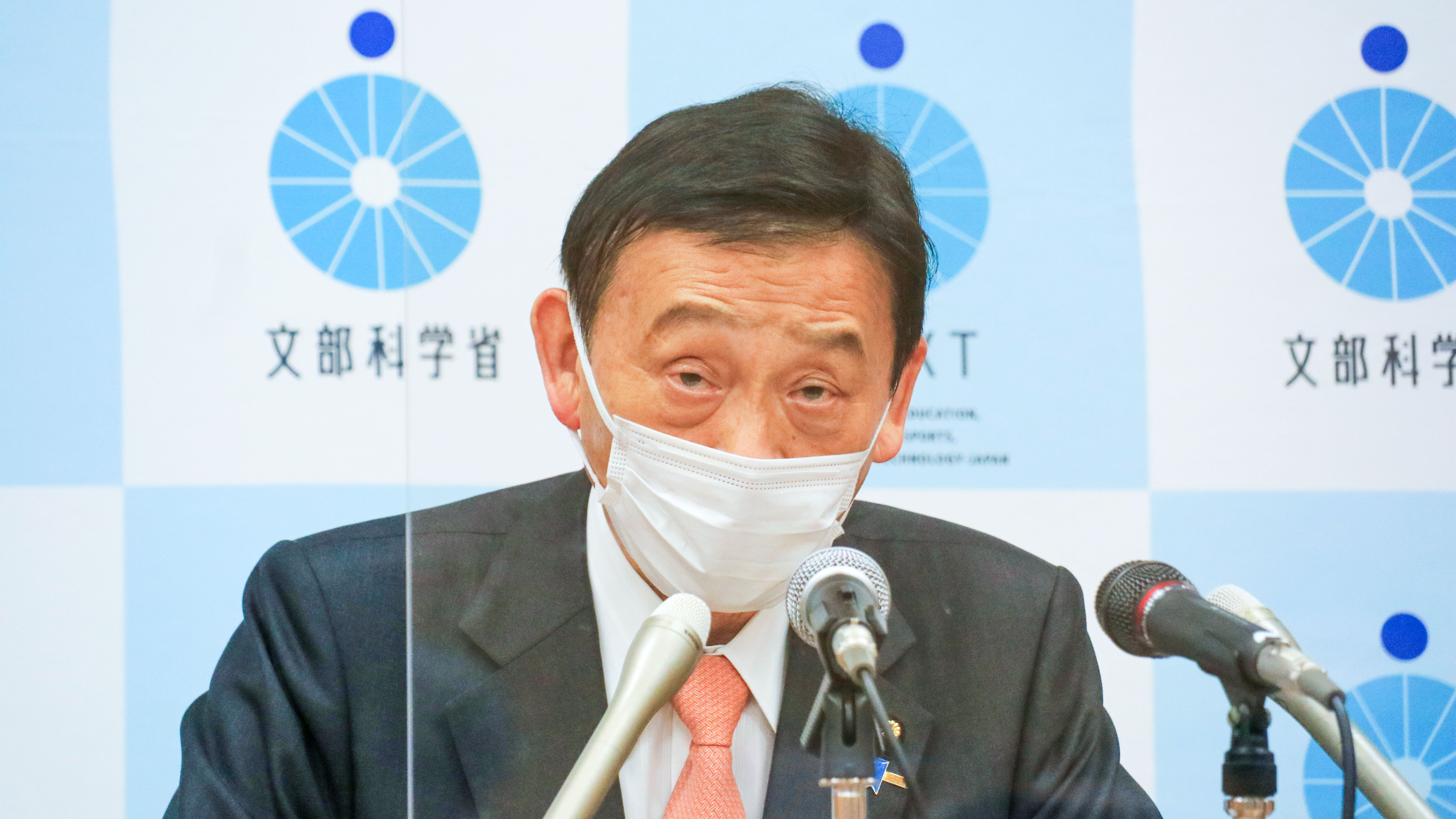 ワクチン3回目、教職員への接種促進を要請 末松文科相