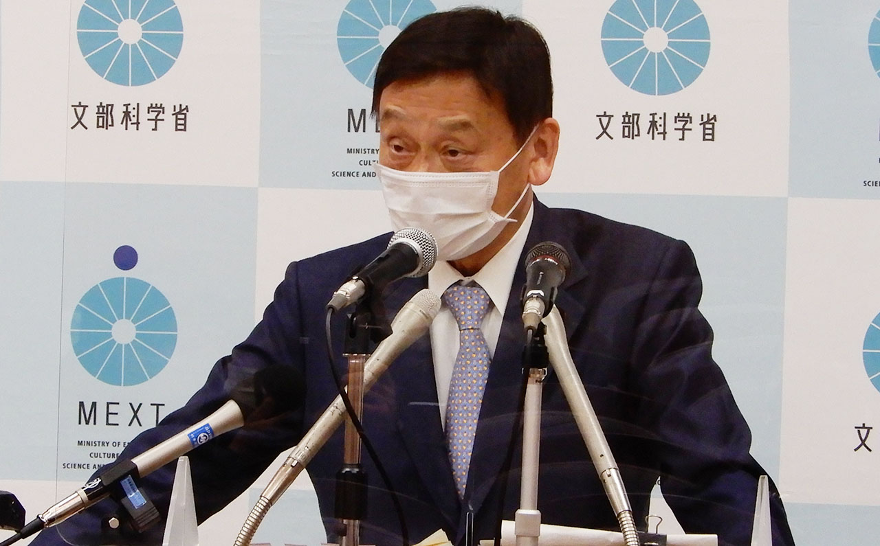 オミクロン株の濃厚接触者 「別室で受験可能」通知へ