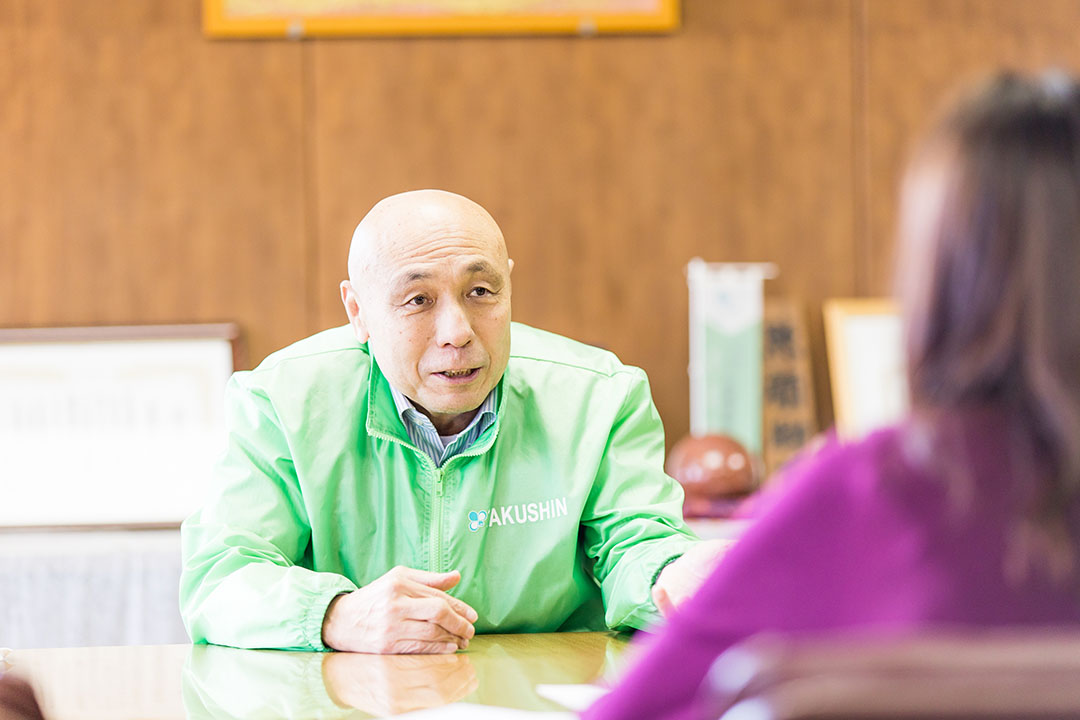 生徒のことは現場の教職員が一番知っていると語る