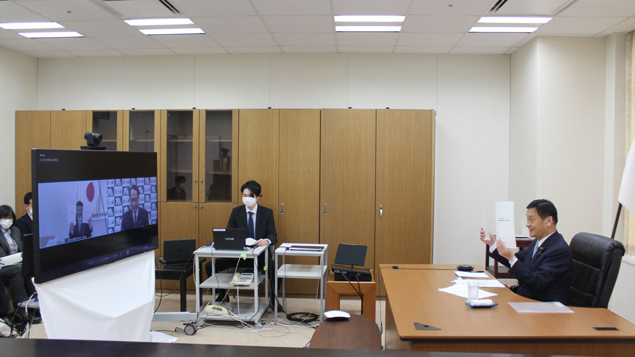 「学校のICT支援拡充を」 全国知事会が末松文科相に提言