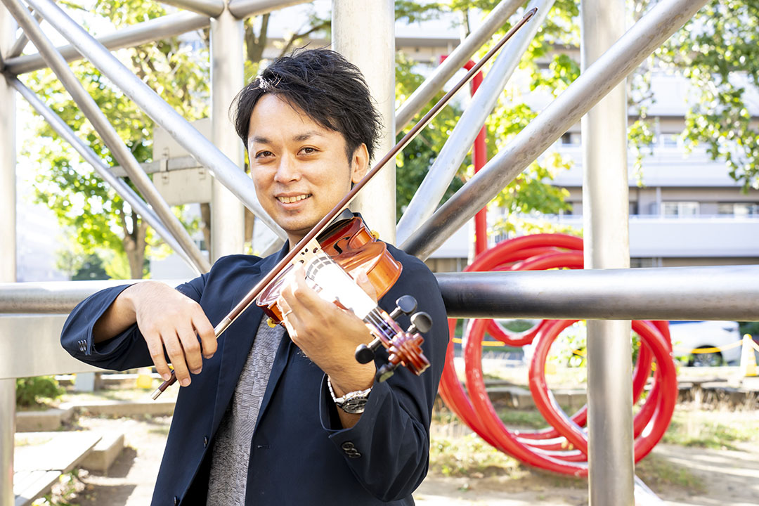 「人生を“楽しむ”と決めている」と話す