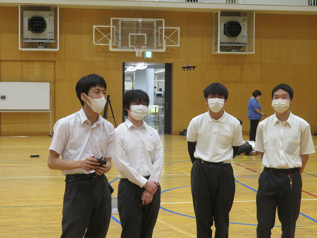 VRやドローンを教材に 修学旅行に代わる体験型探究授業