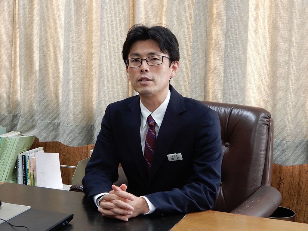 情報共有をデジタル化、時間も印刷費も節約 埼玉大附属小