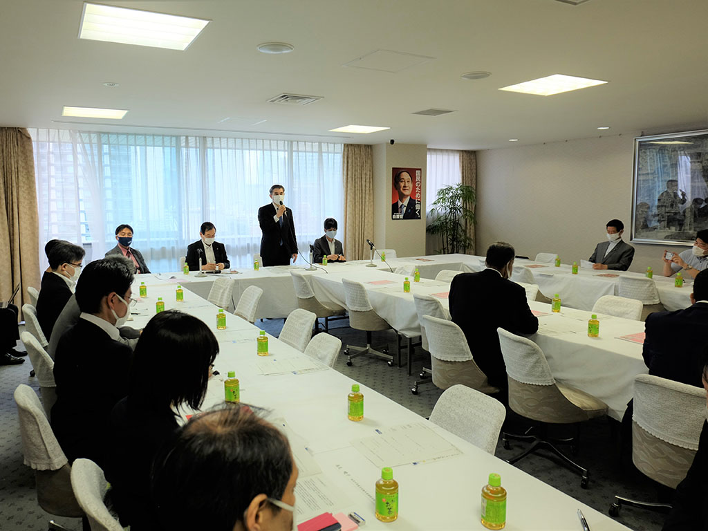 【デジタル教科書】「紙と併用」「無償」強調 自民PT提言