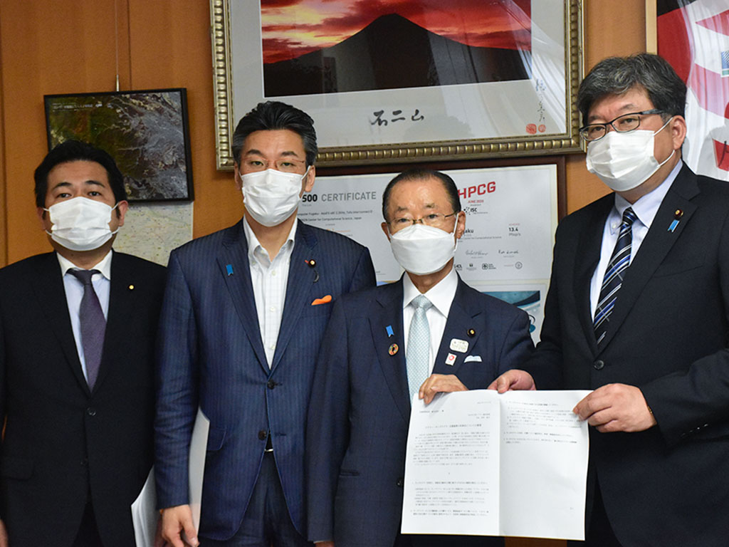 ヤングケアラーの早期発見と適切支援 自民党議連が要望