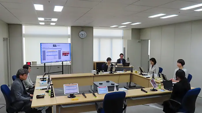 経験者を主任教諭として採用へ 東京都が新たな教員確保策