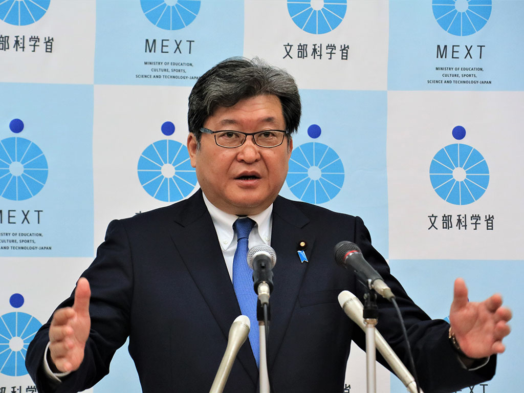 【速報】小学校全学年「35人学級」に 閣僚折衝で合意