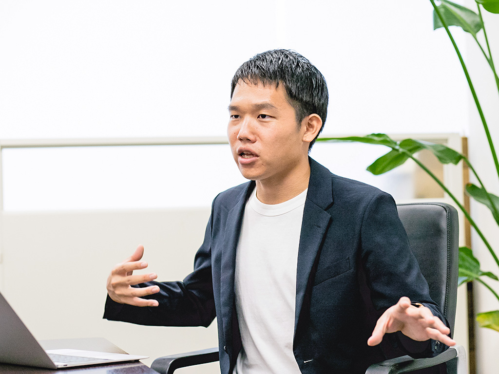 簡単ではないからこそ、少しずつ学校を良くしたいと強調する
