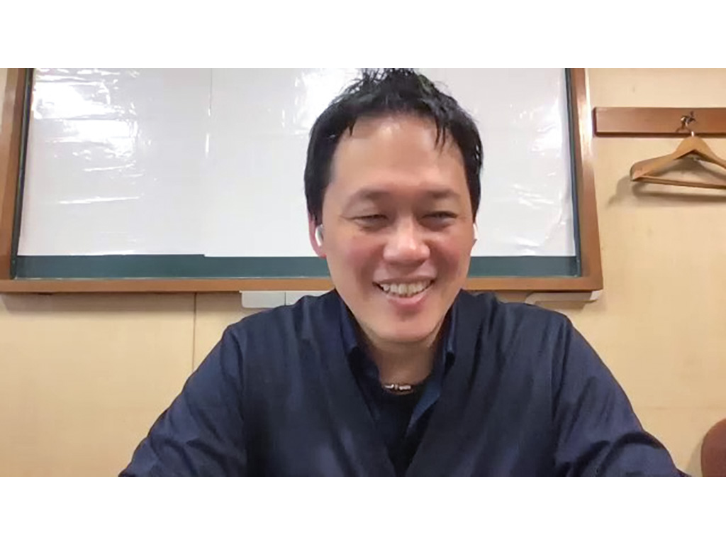地域と連携したPBLによる探究的な学びに取り組んできた吉川教諭（Zoomで取材）