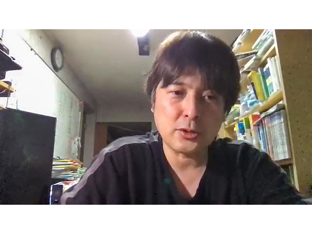 朝倉教頭は「これからは子供が自ら学ぶ力が問われる」と指摘する（Zoomで取材）