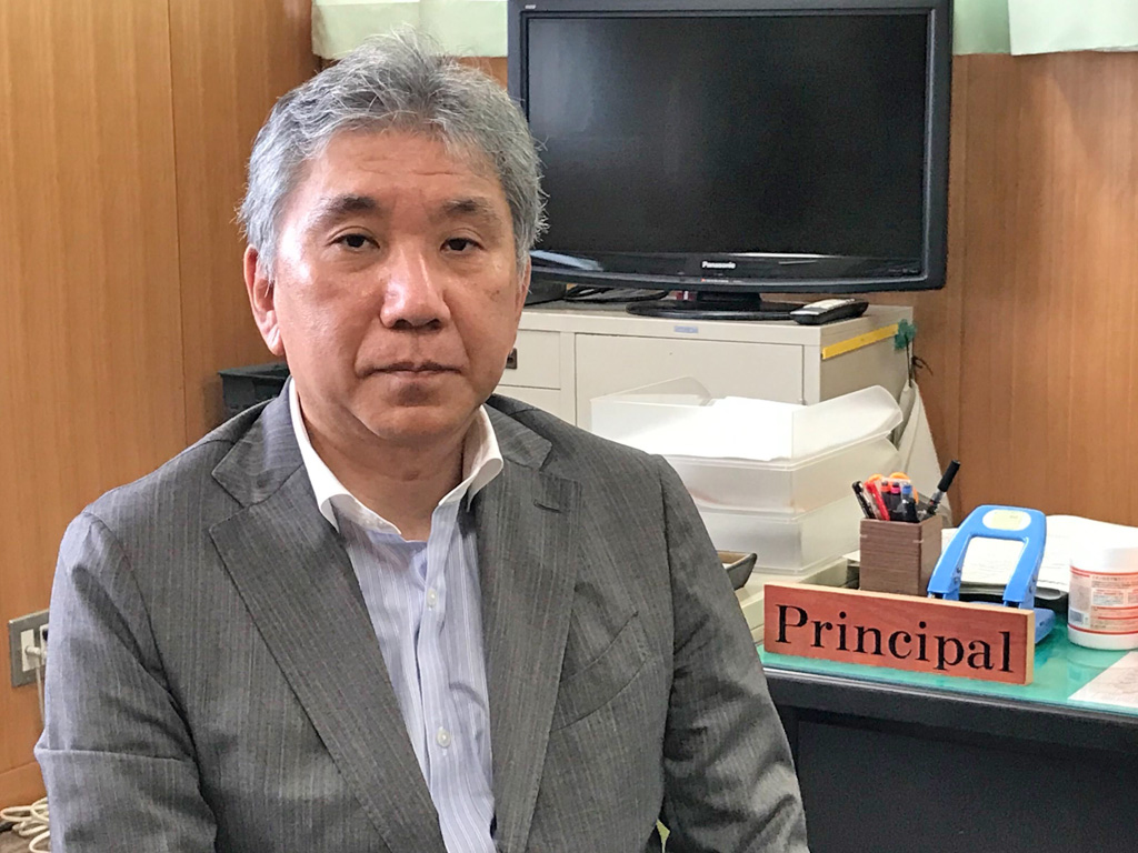 働き方改革とともにメンタルヘルス対策を進める、品川区立豊葉の杜学園の二宮淳統括校長