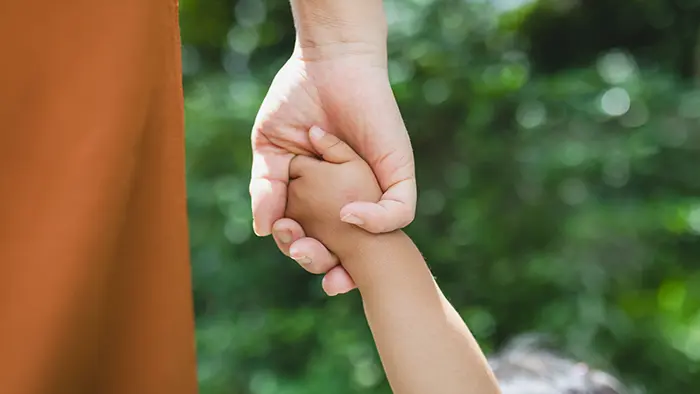 奨学金を借りた女性ほど子どもの数が少ない傾向 慶應大など調査