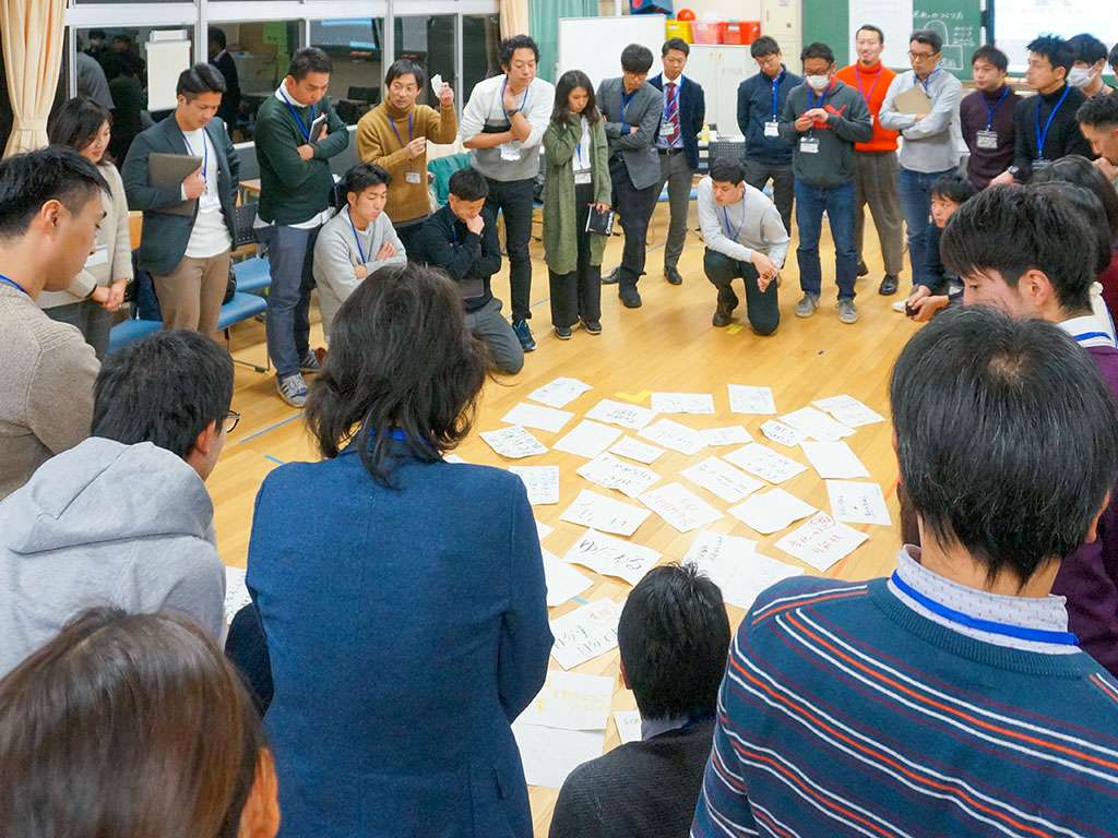 異なる教科の指導教諭が学び合い 教科横断プロジェクト