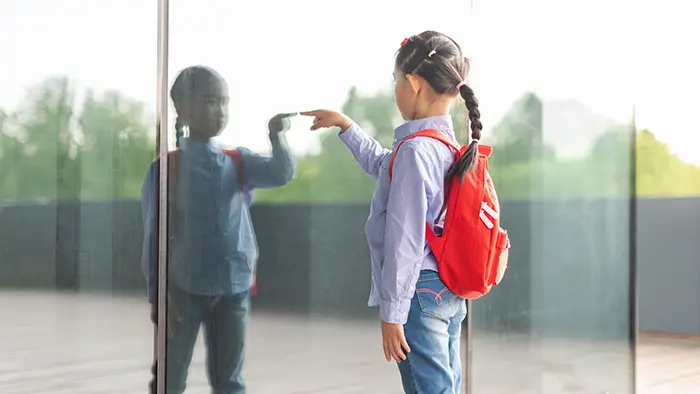 半数近くに見られたい自分像あり 小4～中3への意識調査