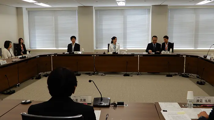 いじめ調査アドバイザーと加藤担当相が意見交換会 こども家庭庁