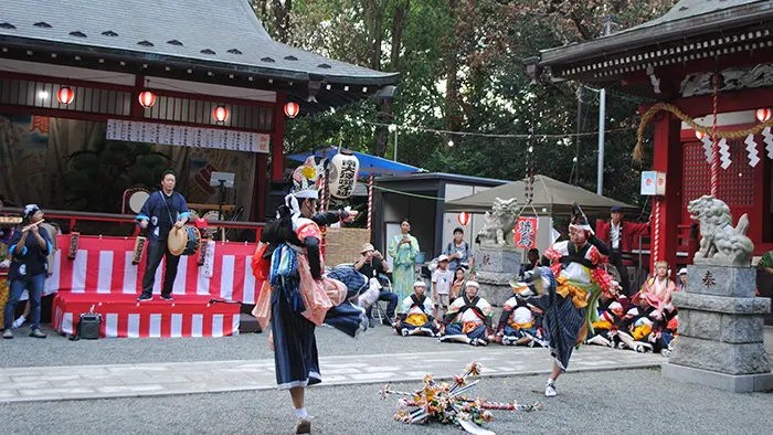 八王子市の地域活動の一つ、「七頭舞を踊る会」＝撮影:小松亜由子
