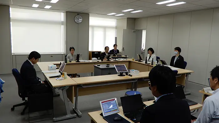 困難を抱える生徒の支援強化 都がチャレンジサポートプラン策定