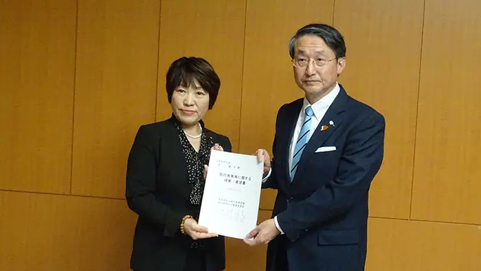 鳥取県知事が教職員給与改善など要望 財務省案に「不安」