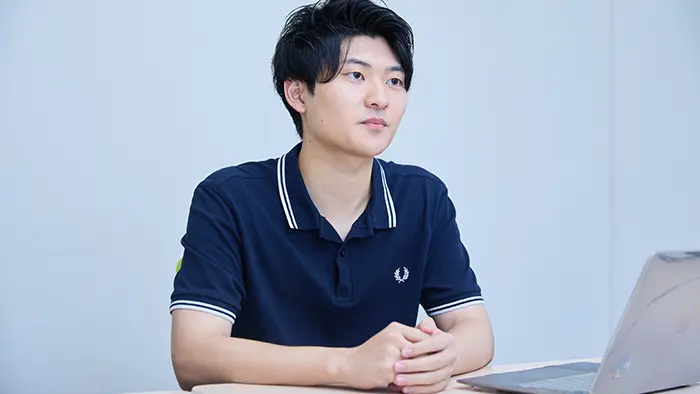 サイトの開発・リリースに向けて苦労した点を語る小谷さん＝撮影：谷川穂の香