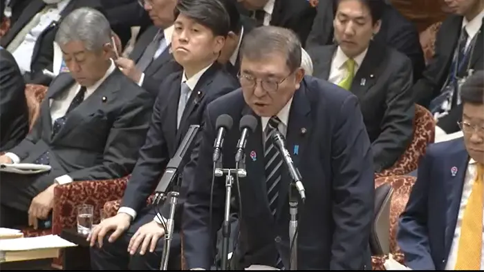 給食無償化は「効果検証の上で判断」 石破首相が衆院予算委で