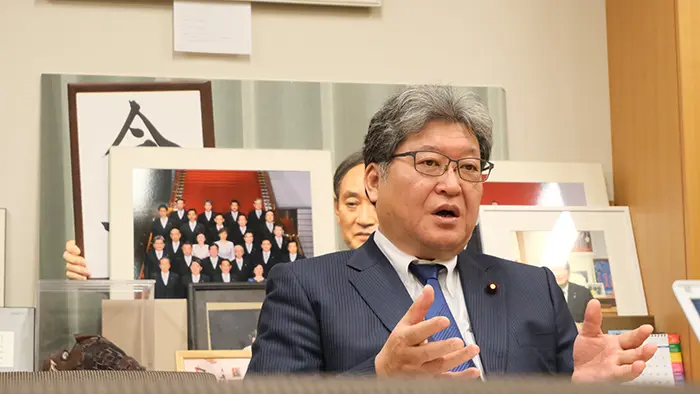 東京や大阪の高校無償化を検証すべきと主張＝撮影:秦さわみ