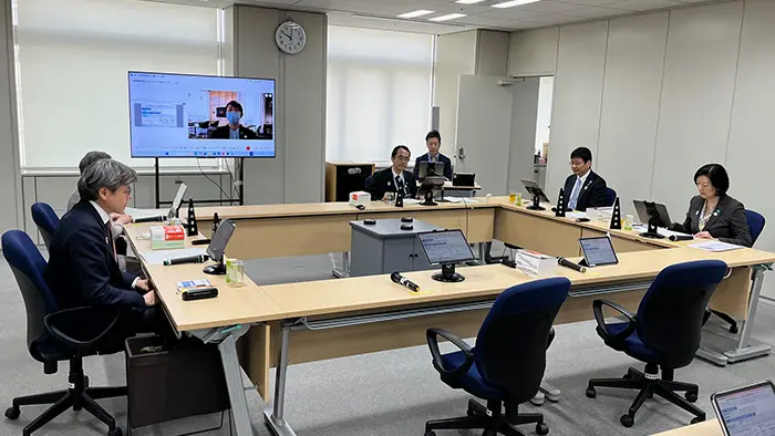 いじめ対策「子供版」作成 東京都教委が児童生徒に配布へ